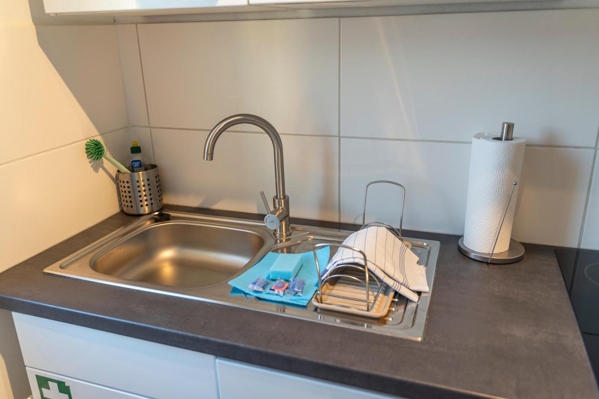 Rr - Stylish Apartment 50Qm - Wifi - Washer - Tv มัคเดอบวร์ก ภายนอก รูปภาพ
